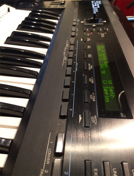 Roland-D50-keys-and-display.jpg